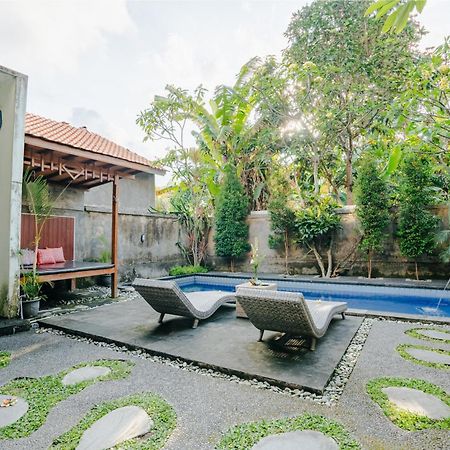 Sebujan Grand Aurora Motel Ubud  Exterior photo
