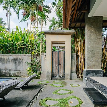 Sebujan Grand Aurora Motel Ubud  Exterior photo