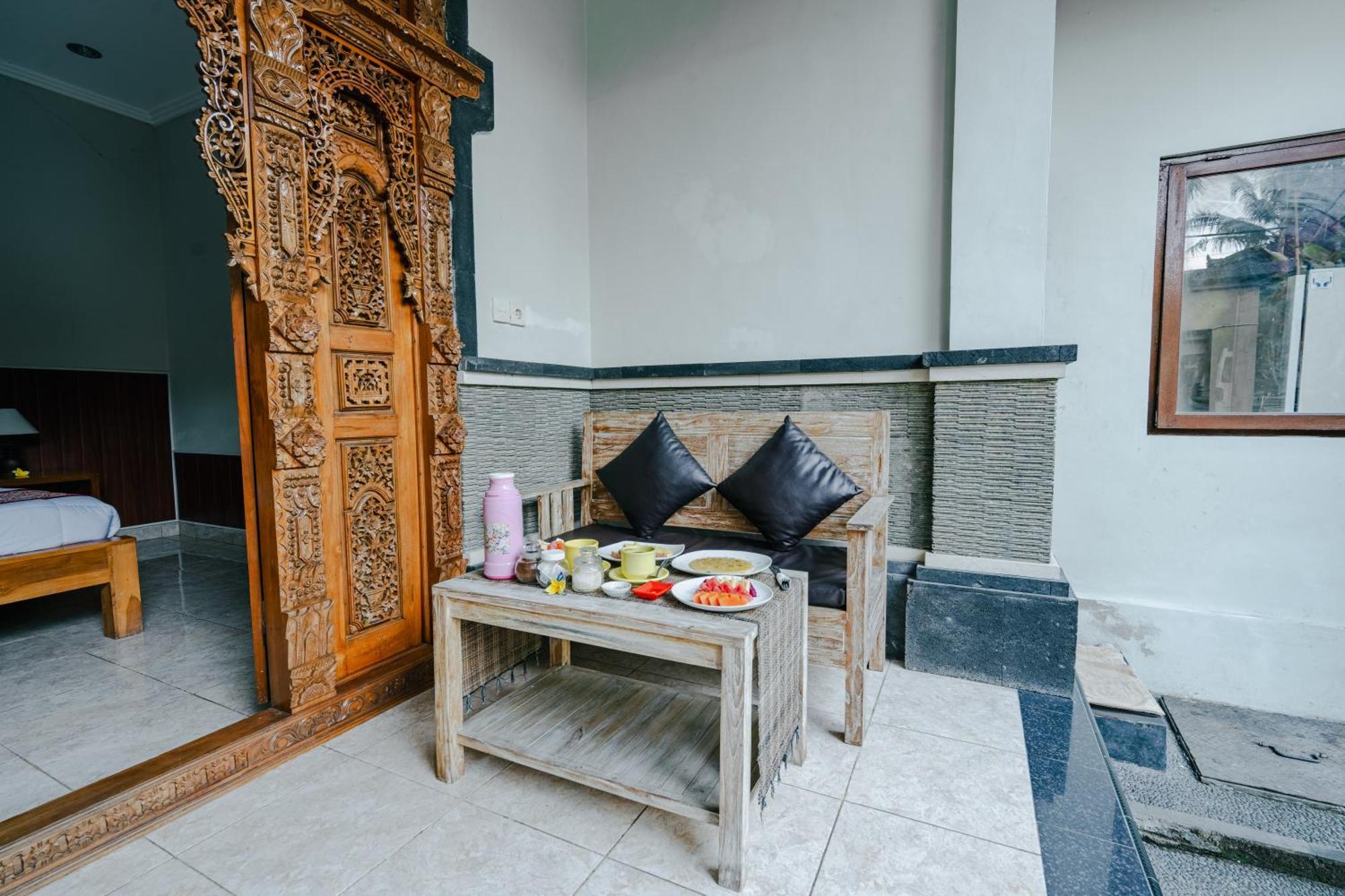 Sebujan Grand Aurora Motel Ubud  Exterior photo