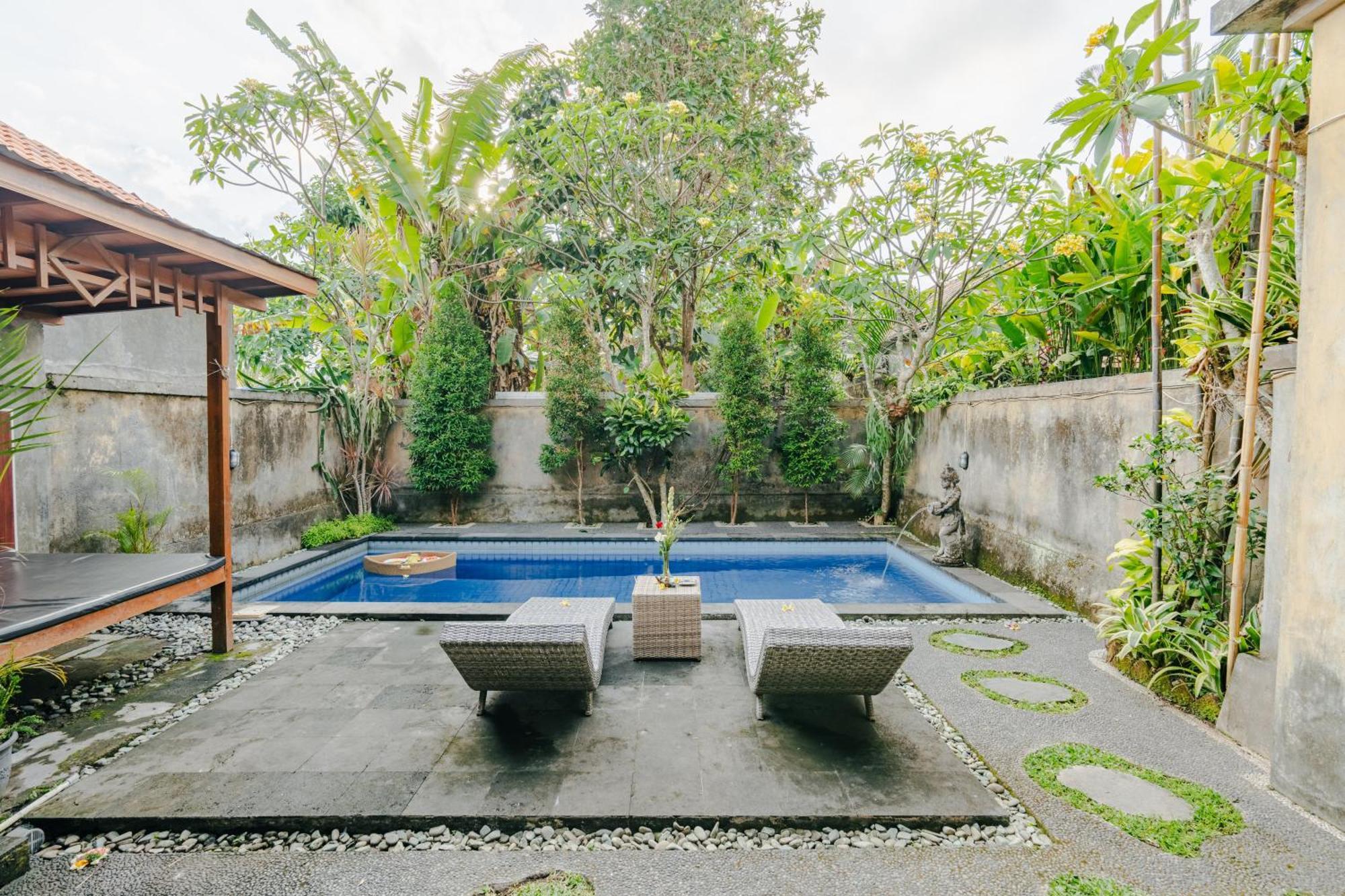 Sebujan Grand Aurora Motel Ubud  Exterior photo