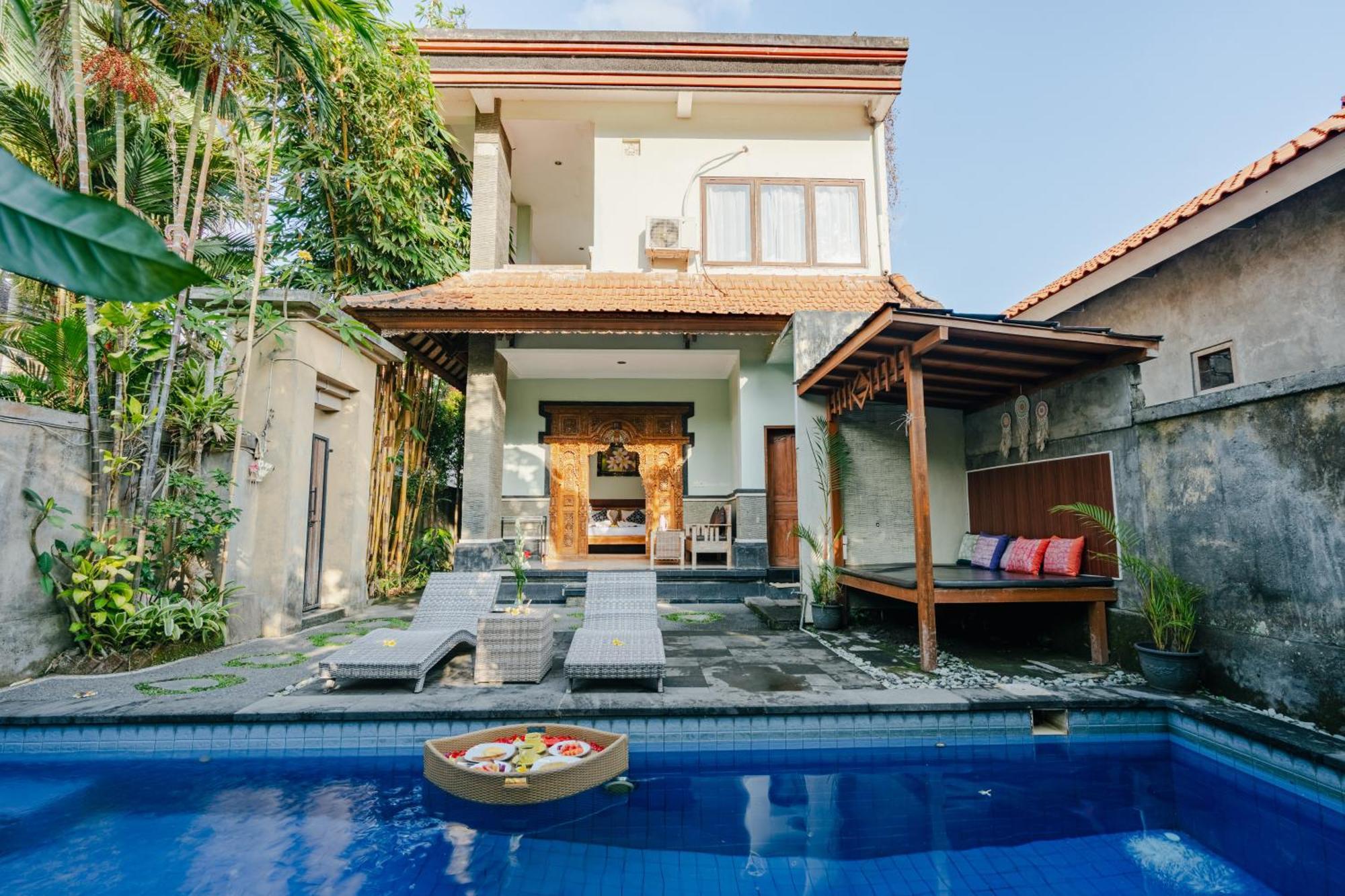 Sebujan Grand Aurora Motel Ubud  Exterior photo